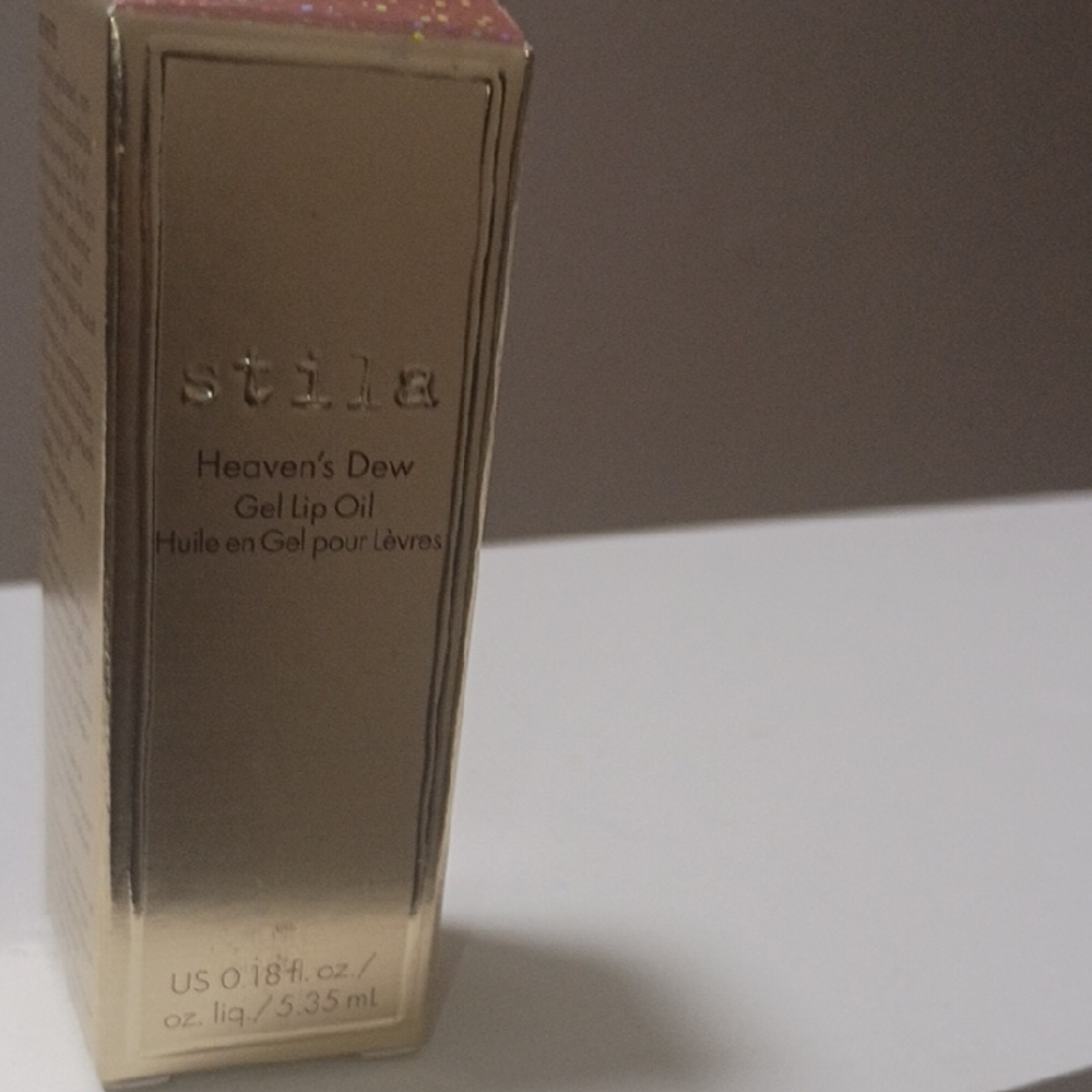 Stila Heaven's Dew Gel Lip Oil in Gold Box